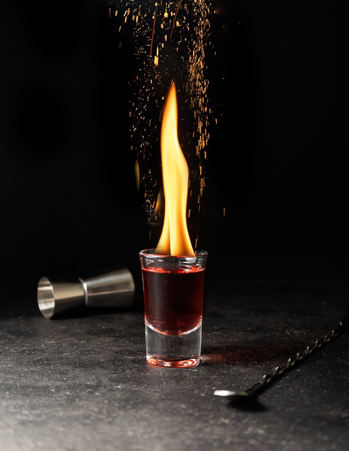 Левитация, спецэффекты. Предметный и фуд-фотограф Лариса Андреева г. Набережные Челны