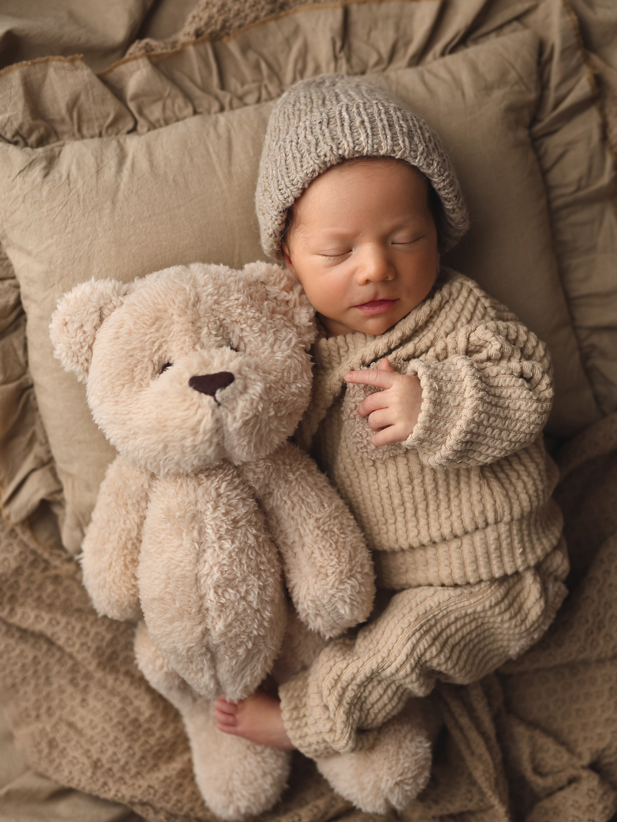 Newborn. Фотограф новорождённых в Казани Нейля Гильмутдинова ньюборн