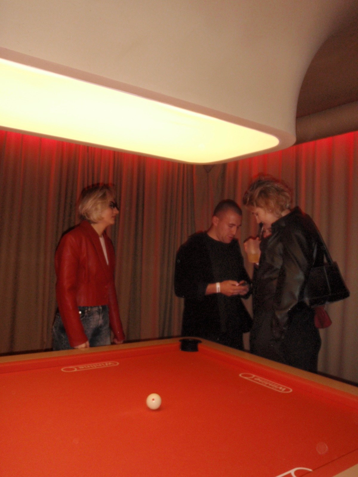 Billie — CONNECTED x Personality Music / 22.08.25. TENZO | Креативный продюсер / Арт-директор