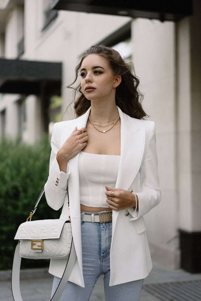 Street съемка для маркетплейсов. BostanPhoto. Фото и видеосъемка для маркетплейсов