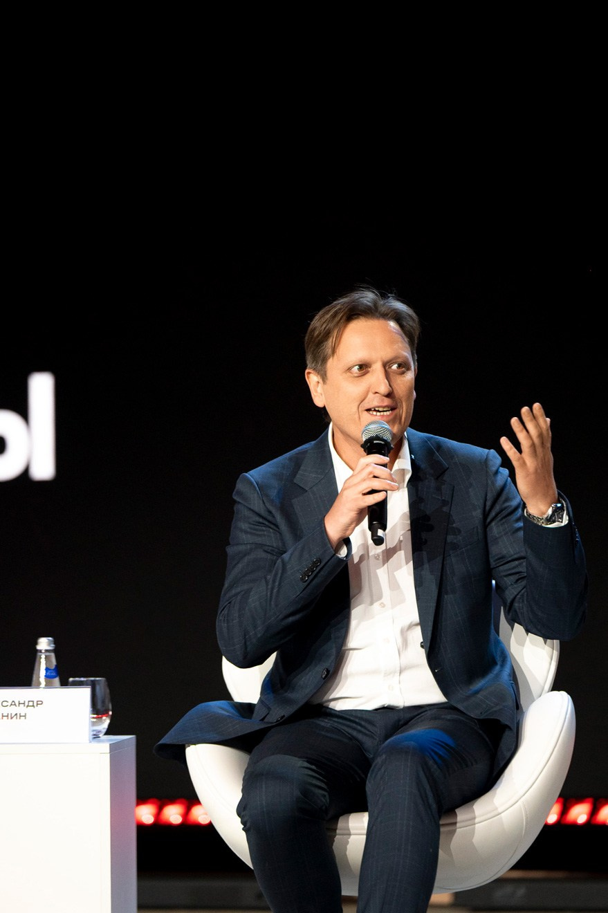 Российская креативная неделя. Фотограф для бизнеса Антон Горин