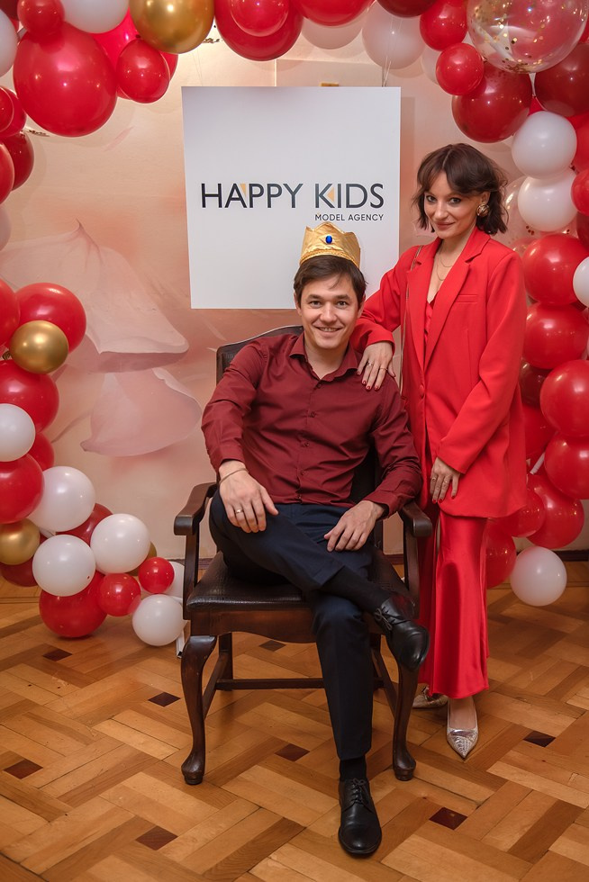 Выпускной в детской школе моделей HAPPYkids 2024. Семейный и коммерческий фотограф в Сочи Александр Бодунов