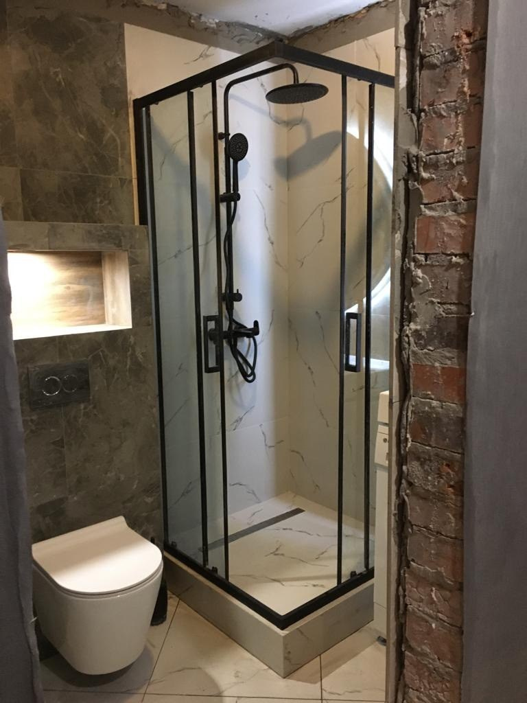 Ванная комната (ул. В. Сажинова д. 6/9). Ремонт санузла, туалета, ванной под ключ в Казани. Укладка плитки