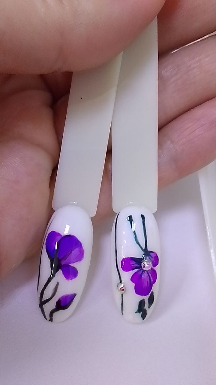 Услуги ногтевого сервиса. Семейная парикмахерская