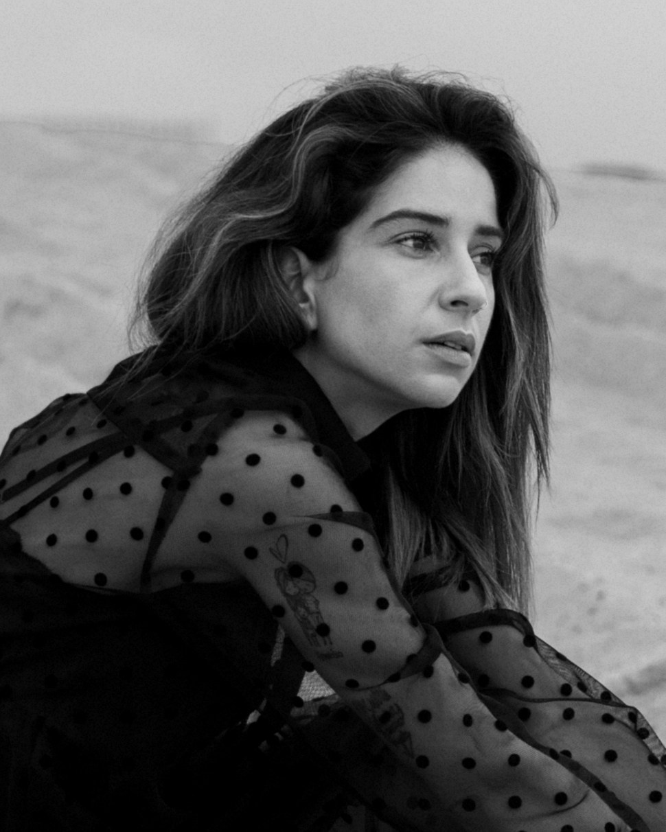 JOANA. Anastasiia Antoniuk portrait, family and couple photographer, Portugal