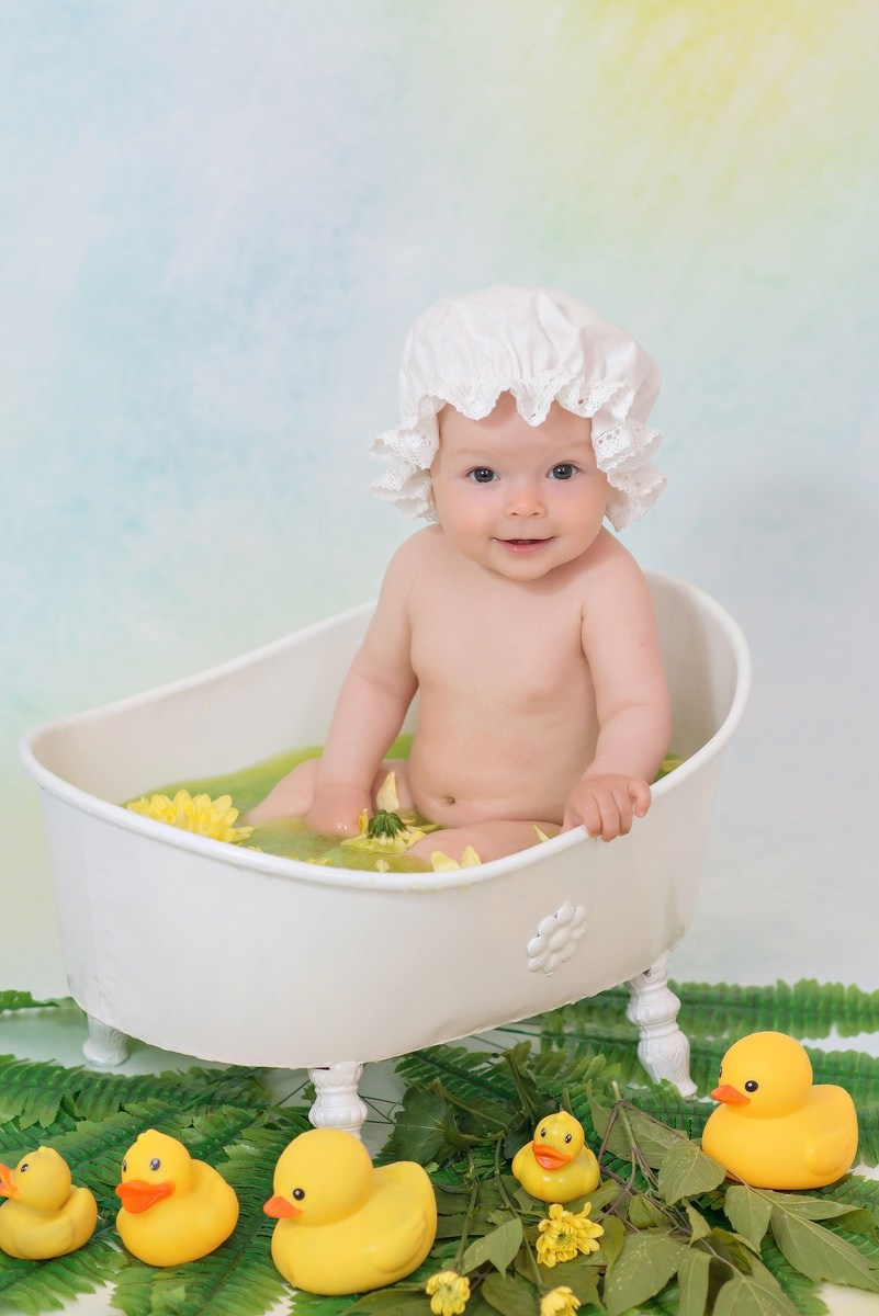 Молочные ванны. Выпускные альбомы в Тутаеве.Захарова Лариса