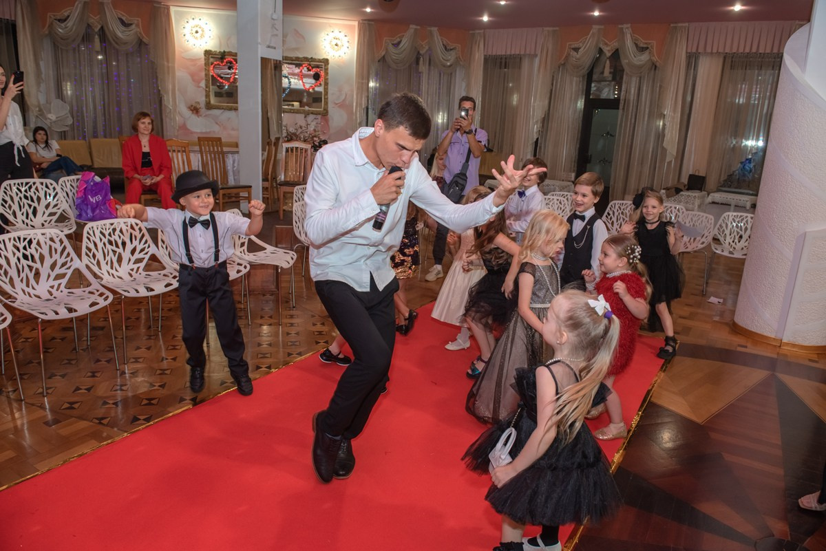 HAPPYkids дефиле санаторий Октябрьский. Семейный и коммерческий фотограф в Сочи Александр Бодунов
