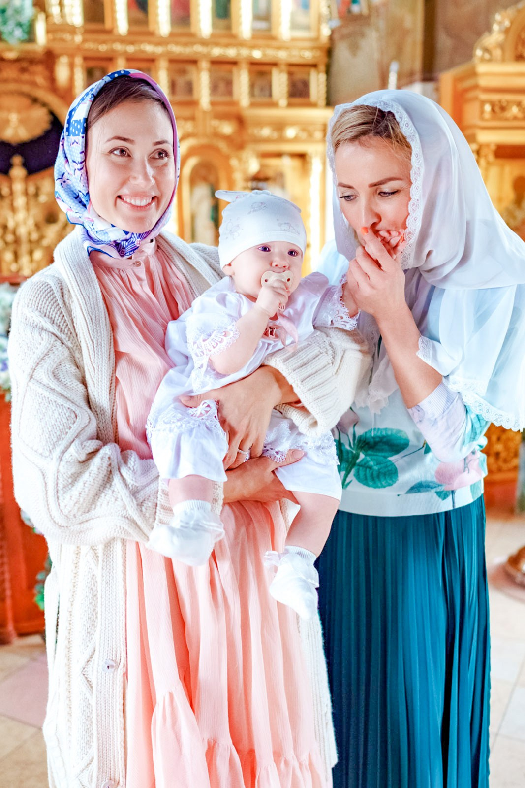 ВЫПИСКА И КРЕЩЕНИЕ. Фотограф и видеограф для бизнеса в Москве — фуд, рестораны, интерьер, контент | Sizov Studio