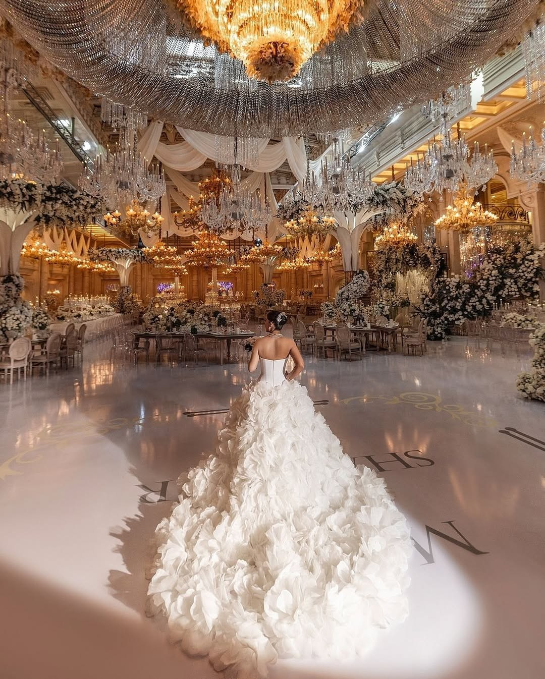 Свадебные съемки. Свадебный фотограф оператор