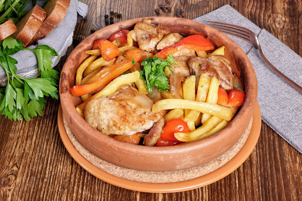Грузинская кухня. Доставка блюд по меню. Доставка комплексных обедов