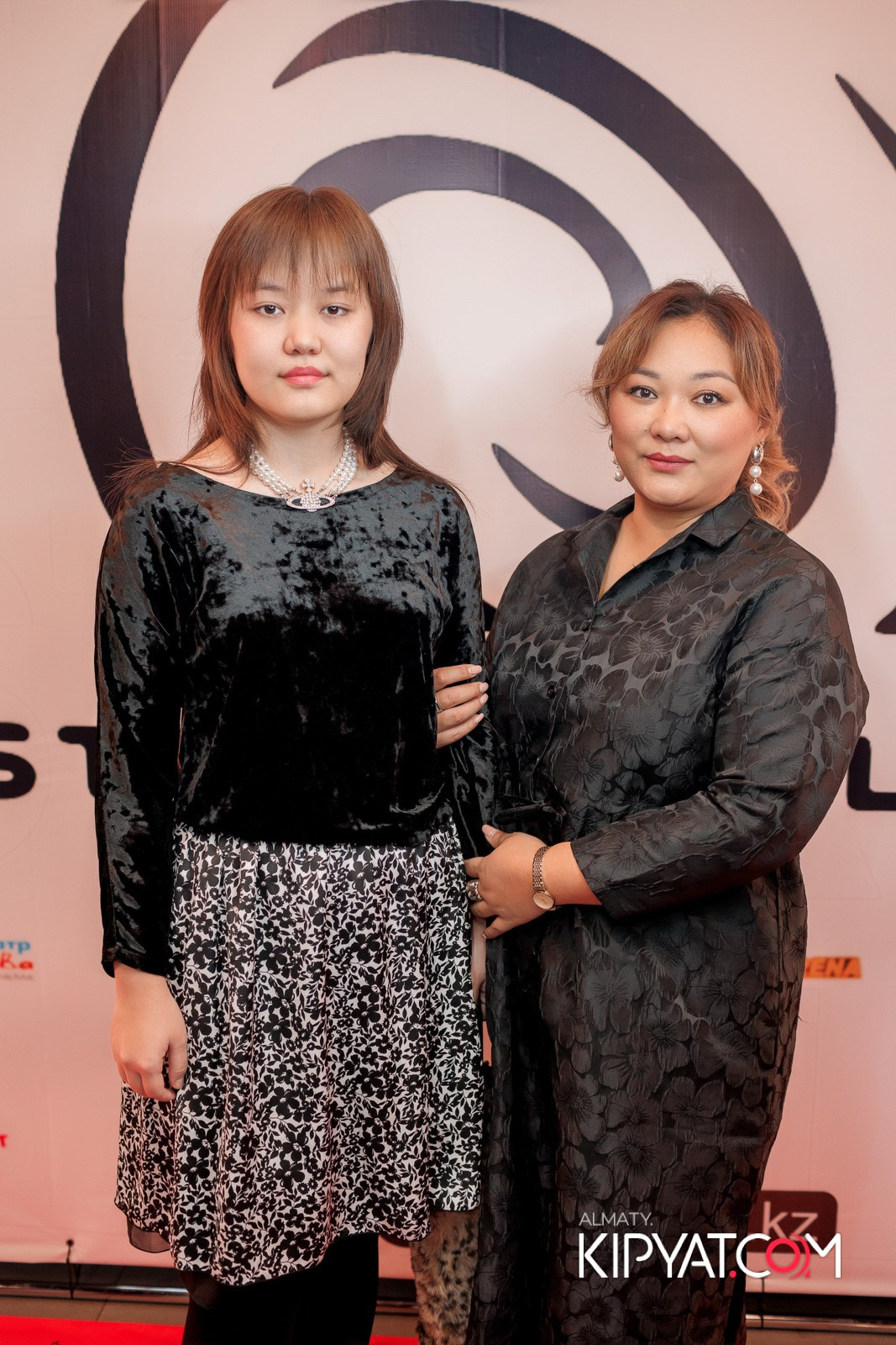 ПРЕЗЕНТАЦИЯ 9 ГРУППЫ КИНОПРОЕКТА «STARBALALAR». КИПЯТКОМ АЛМАТЫ!