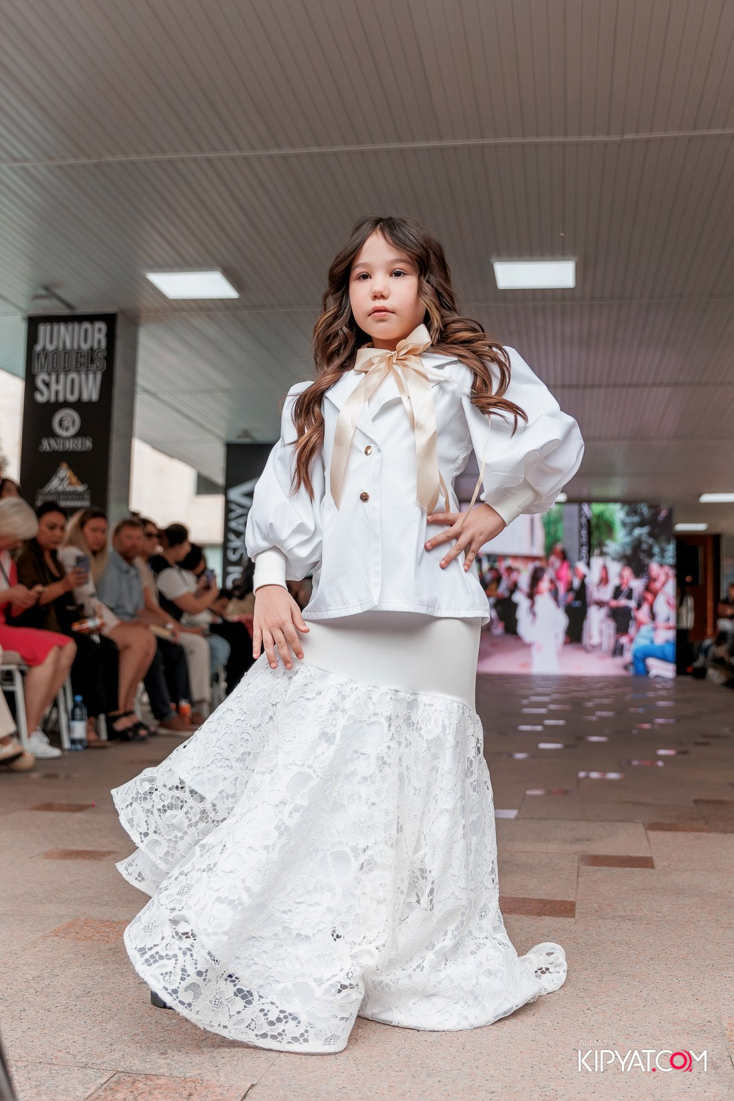 JUNIOR FASHION SHOW. КИПЯТКОМ АЛМАТЫ!