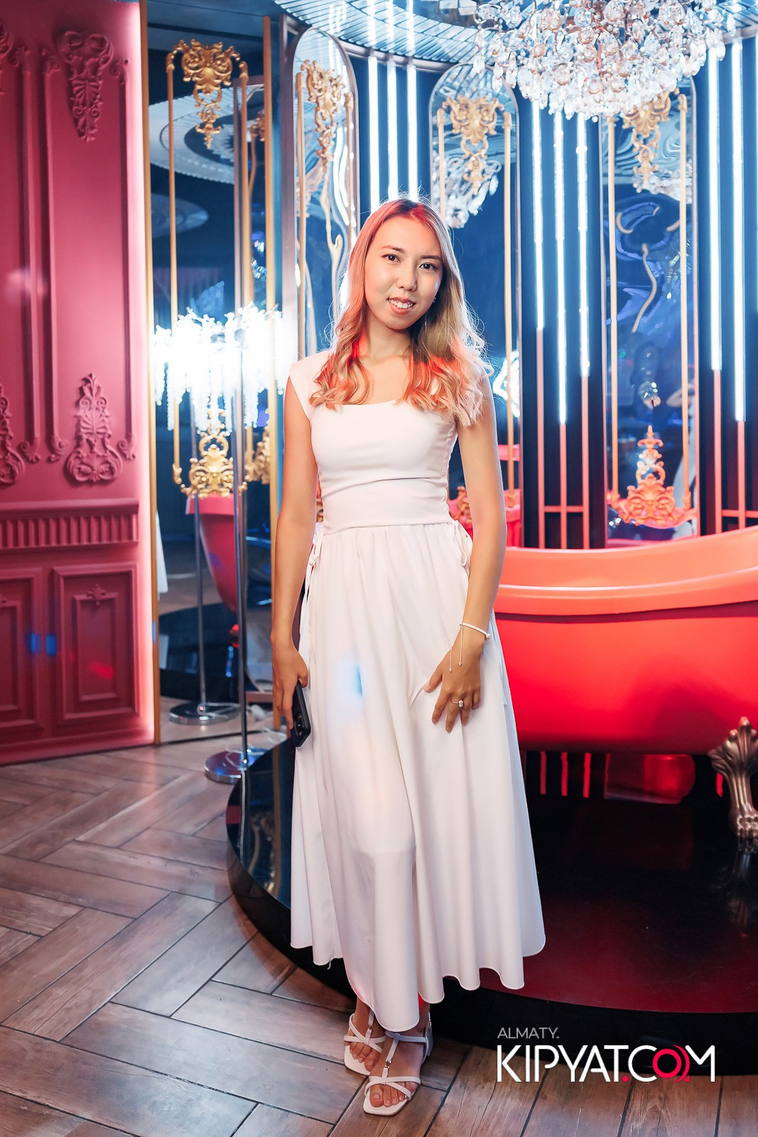 ЗАЯ, НА БИС. КИПЯТКОМ АЛМАТЫ!