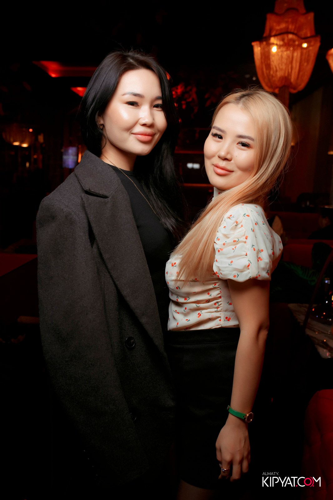 БАР ПАНАЕХАЛИ НА ДОСТЫК. КИПЯТКОМ АЛМАТЫ! Фотосъемка мероприятий в Алматы