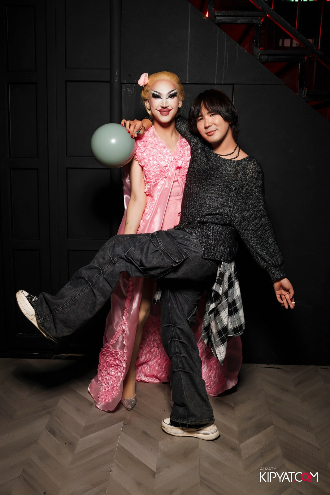 НОЧНОЙ КЛУБ ICON. КИПЯТКОМ АЛМАТЫ!