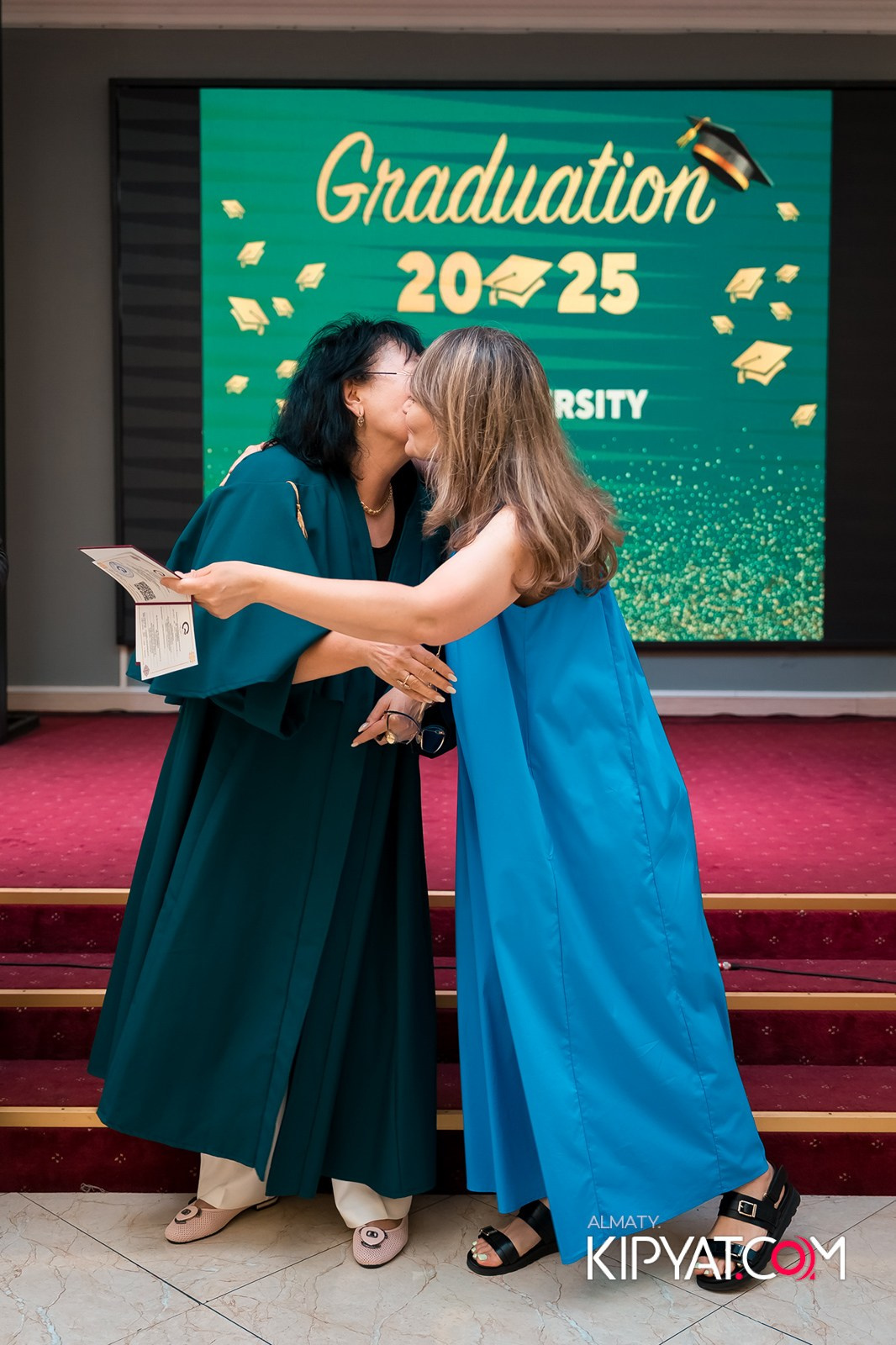 GRADUATION 2025 Q UNIVERSITY. КИПЯТКОМ АЛМАТЫ!