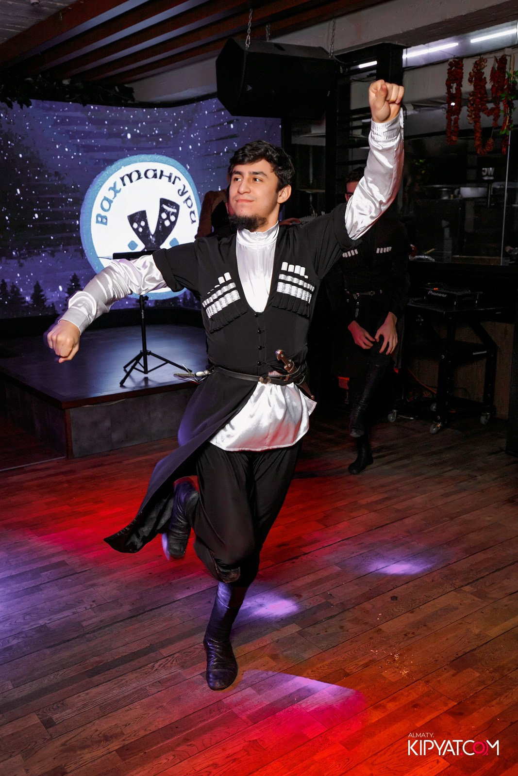 ВАХТАНГУРИ. КИПЯТКОМ АЛМАТЫ!