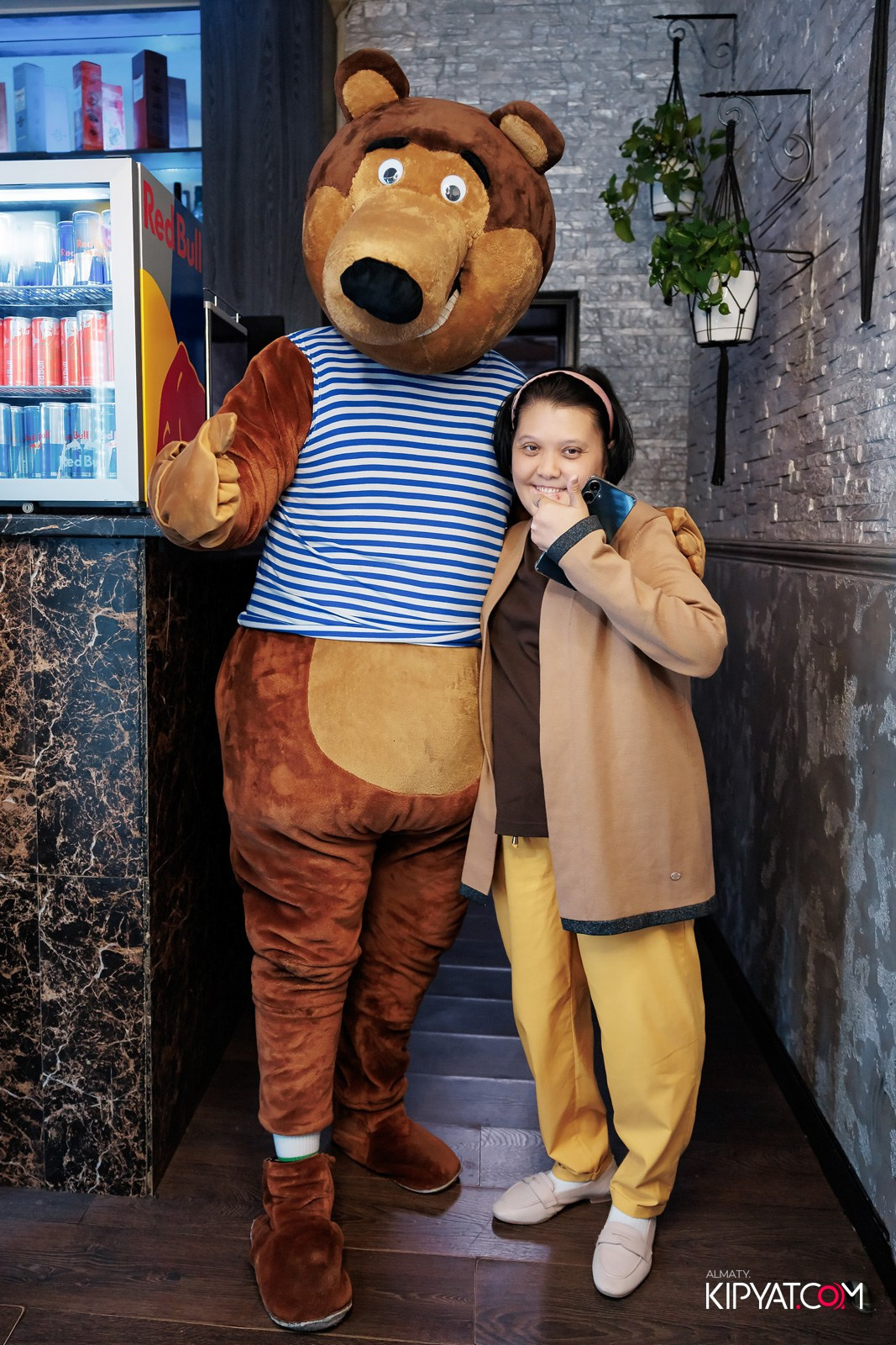 УХО И МЕДВЕДЬ НА ГАГАРИНА. КИПЯТКОМ АЛМАТЫ!