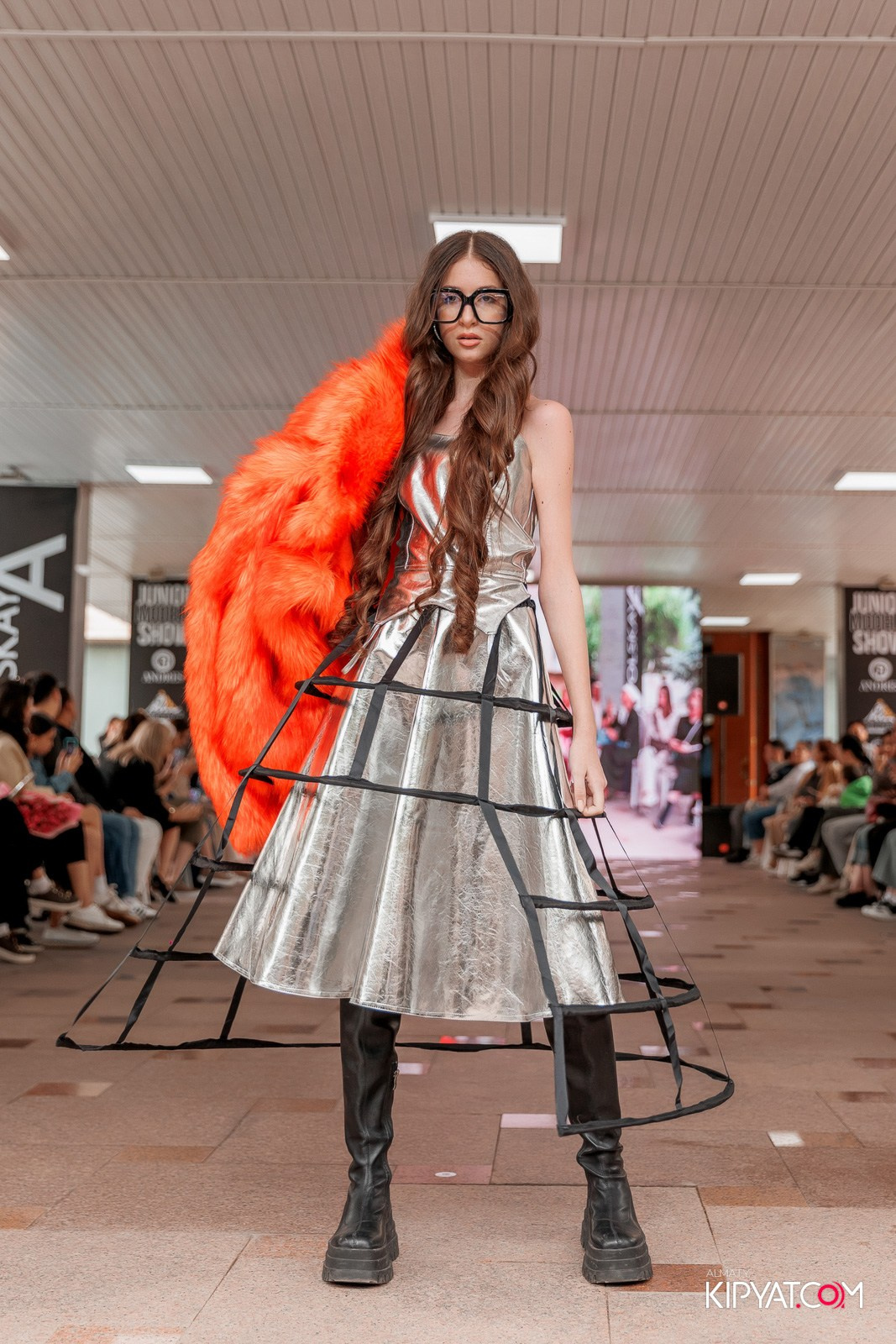 JUNIOR FASHION SHOW. КИПЯТКОМ АЛМАТЫ!