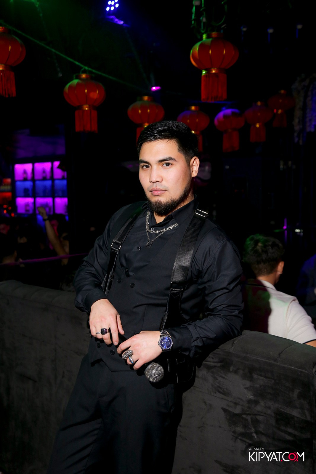 UYAT EMES BAR. КИПЯТКОМ АЛМАТЫ!