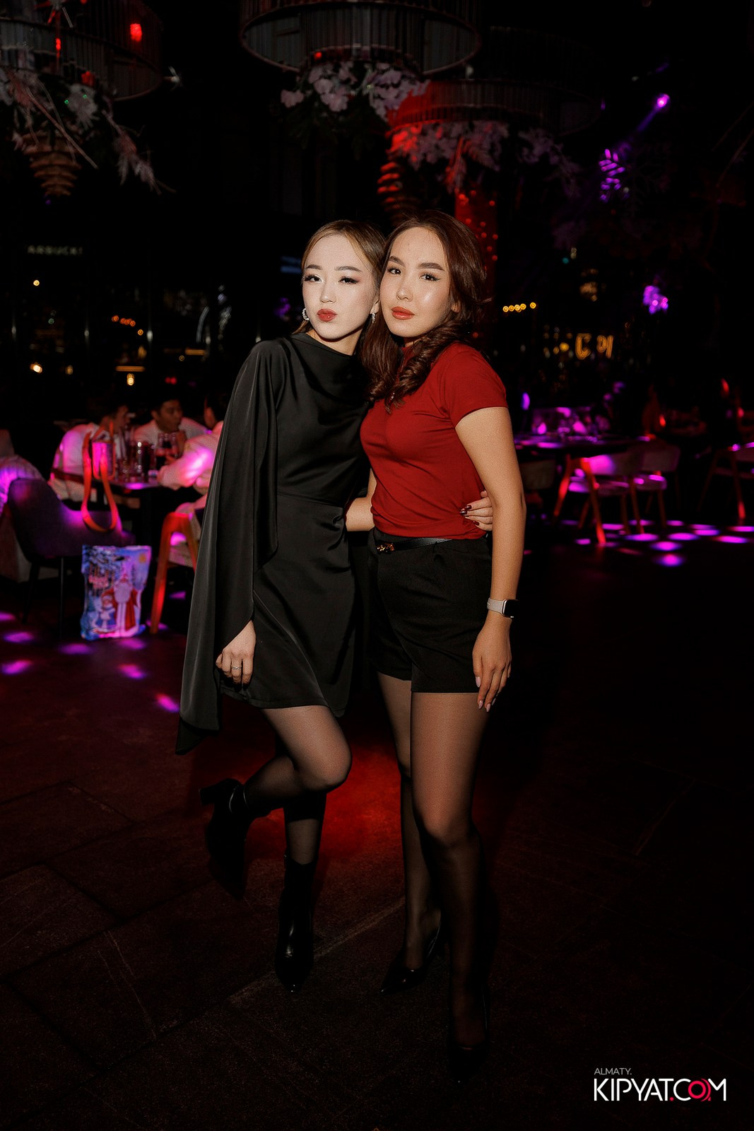 FRIENDS BAR & TERRACE. КИПЯТКОМ АЛМАТЫ! Фотосъемка мероприятий в Алматы