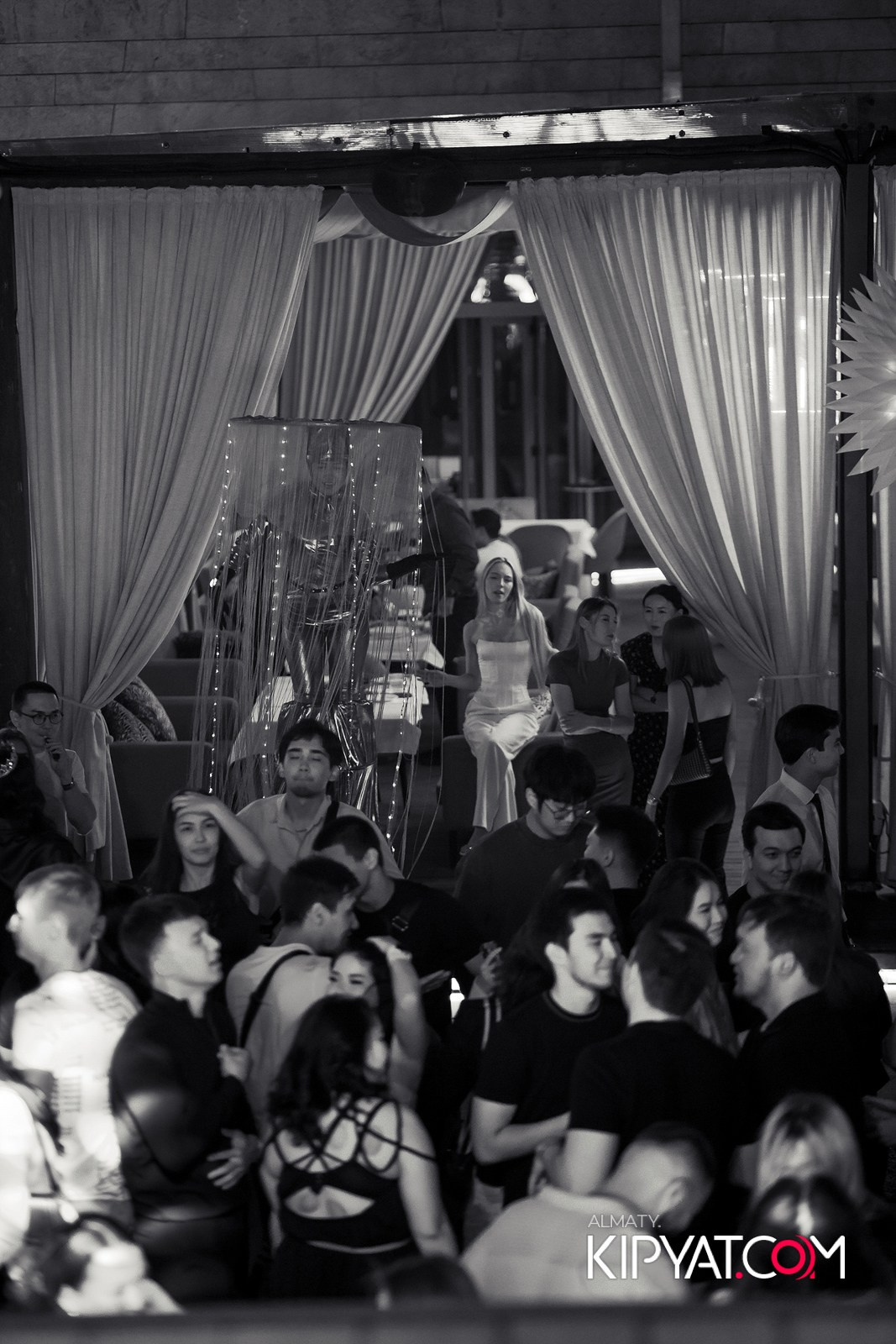 EVENT BAR. КИПЯТКОМ АЛМАТЫ!