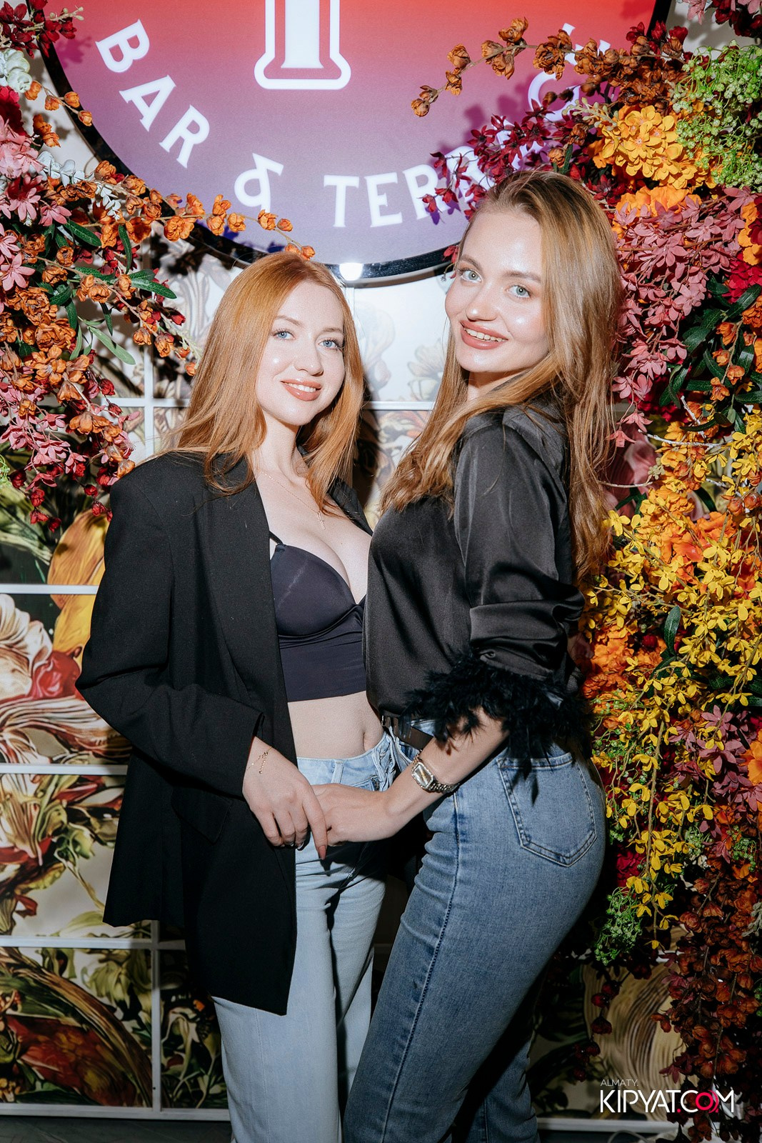 FRIENDS BAR & TERRACE. КИПЯТКОМ АЛМАТЫ! Фотосъемка мероприятий в Алматы