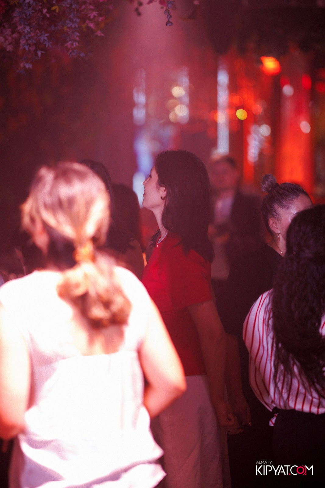 FRIENDS BAR & TERRACE. КИПЯТКОМ АЛМАТЫ! Фотосъемка мероприятий в Алматы