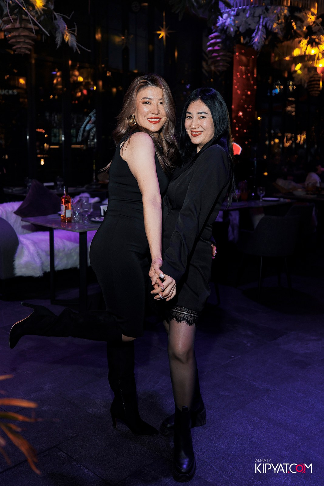 FRIENDS BAR & TERRACE. КИПЯТКОМ АЛМАТЫ! Фотосъемка мероприятий в Алматы