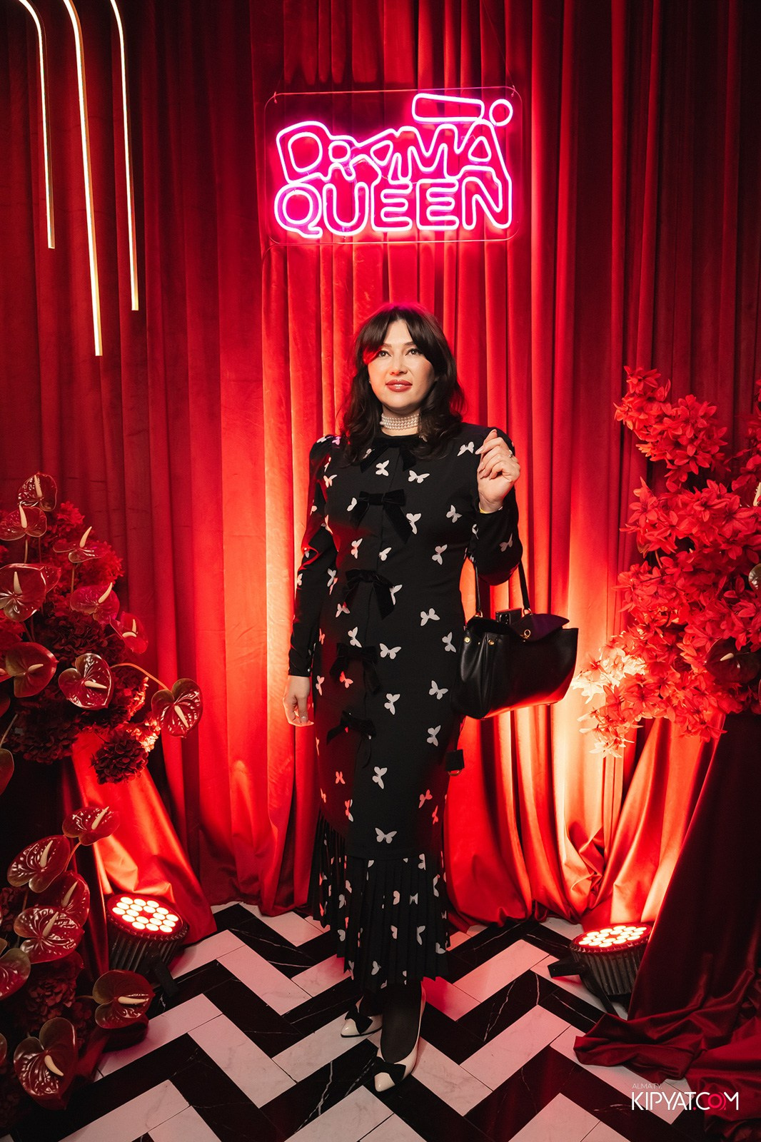 QUEEN. КИПЯТКОМ АЛМАТЫ!