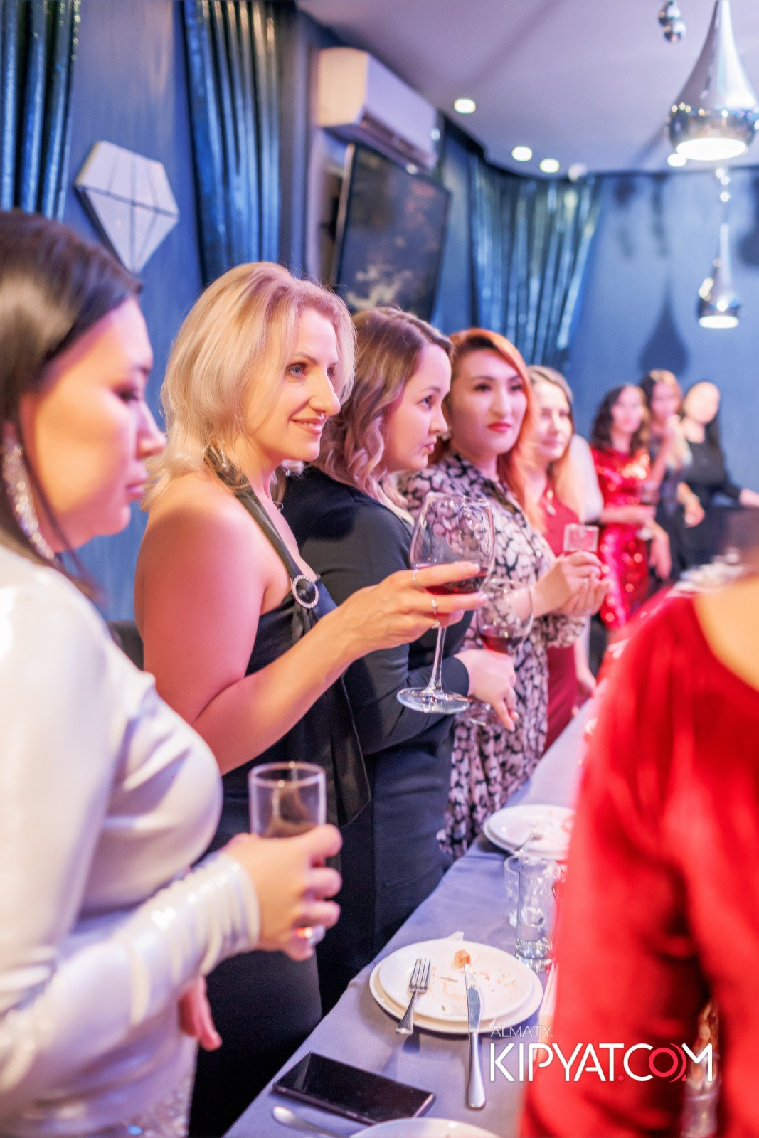 Корпоратив Женский клуб- 4 сезона. КИПЯТКОМ АЛМАТЫ! Фотосъемка мероприятий в Алматы