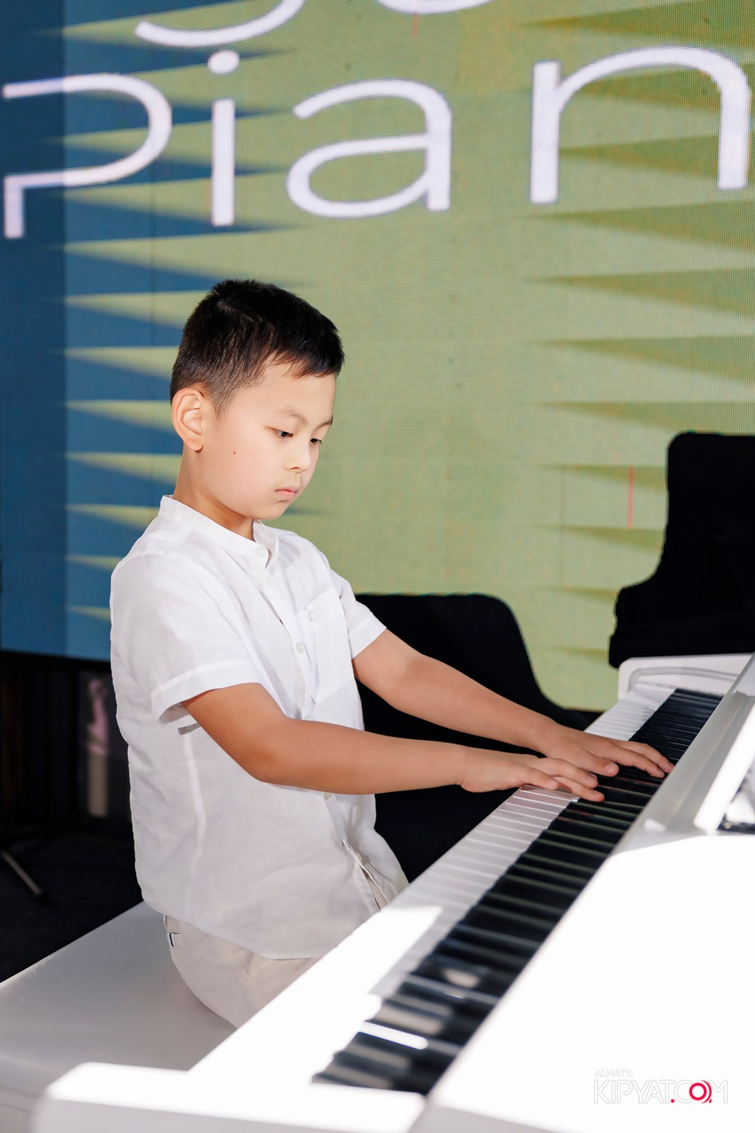 ОТЧЕТНЫЙ КОНЦЕРТ СТУДИИ «SUNPIANO». КИПЯТКОМ АЛМАТЫ!