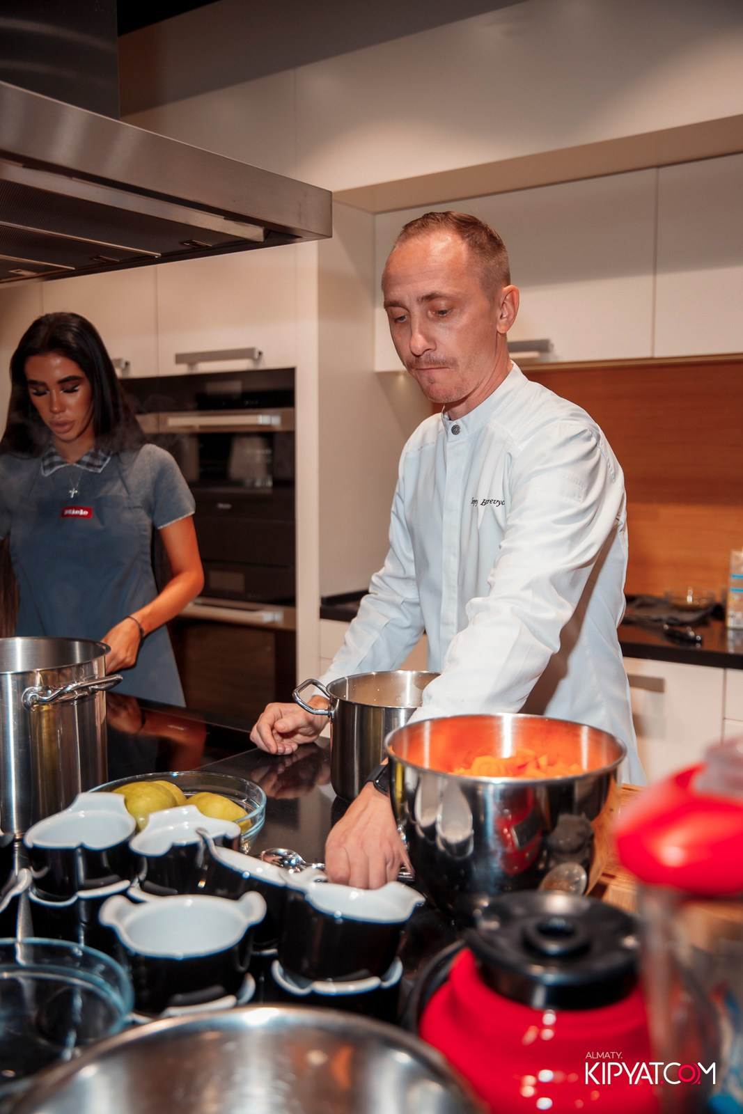 МАСТЕР-КЛАСС MIELE. КИПЯТКОМ АЛМАТЫ!