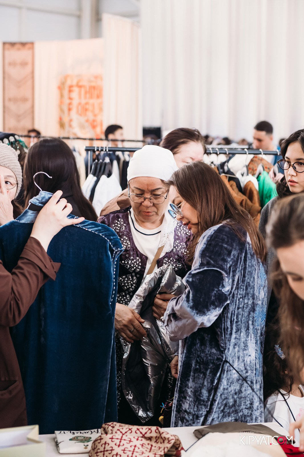 ETHNO POP-UP STORE NAURYZ B SADU ARENA. КИПЯТКОМ АЛМАТЫ!