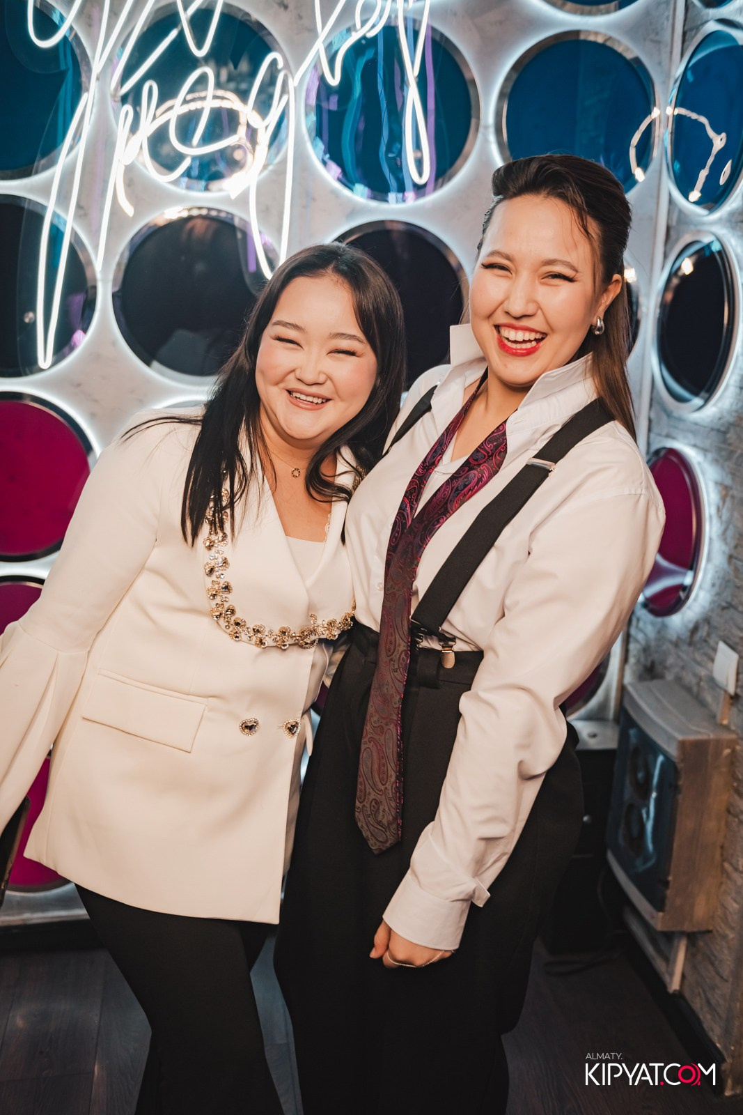 УХО И МЕДВЕДЬ НА ГАГАРИНА. КИПЯТКОМ АЛМАТЫ!