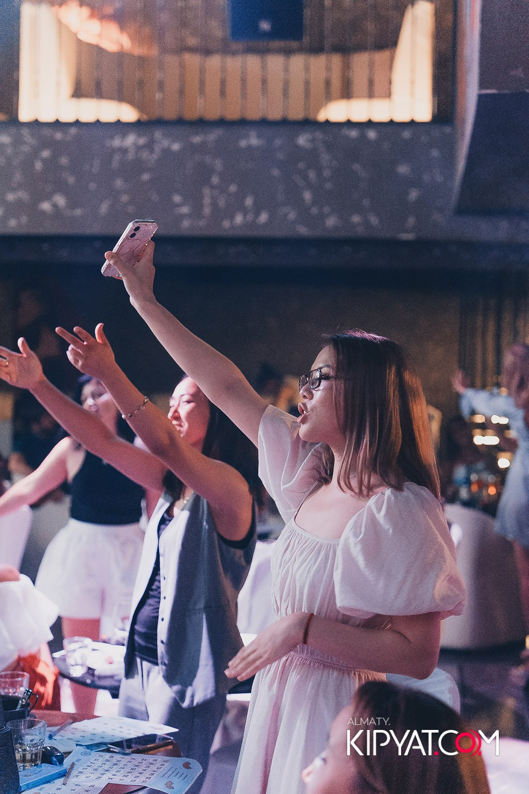 МУЗЫКАЛЬНОЕ ЛОТО В HIT RETRO. КИПЯТКОМ АЛМАТЫ!