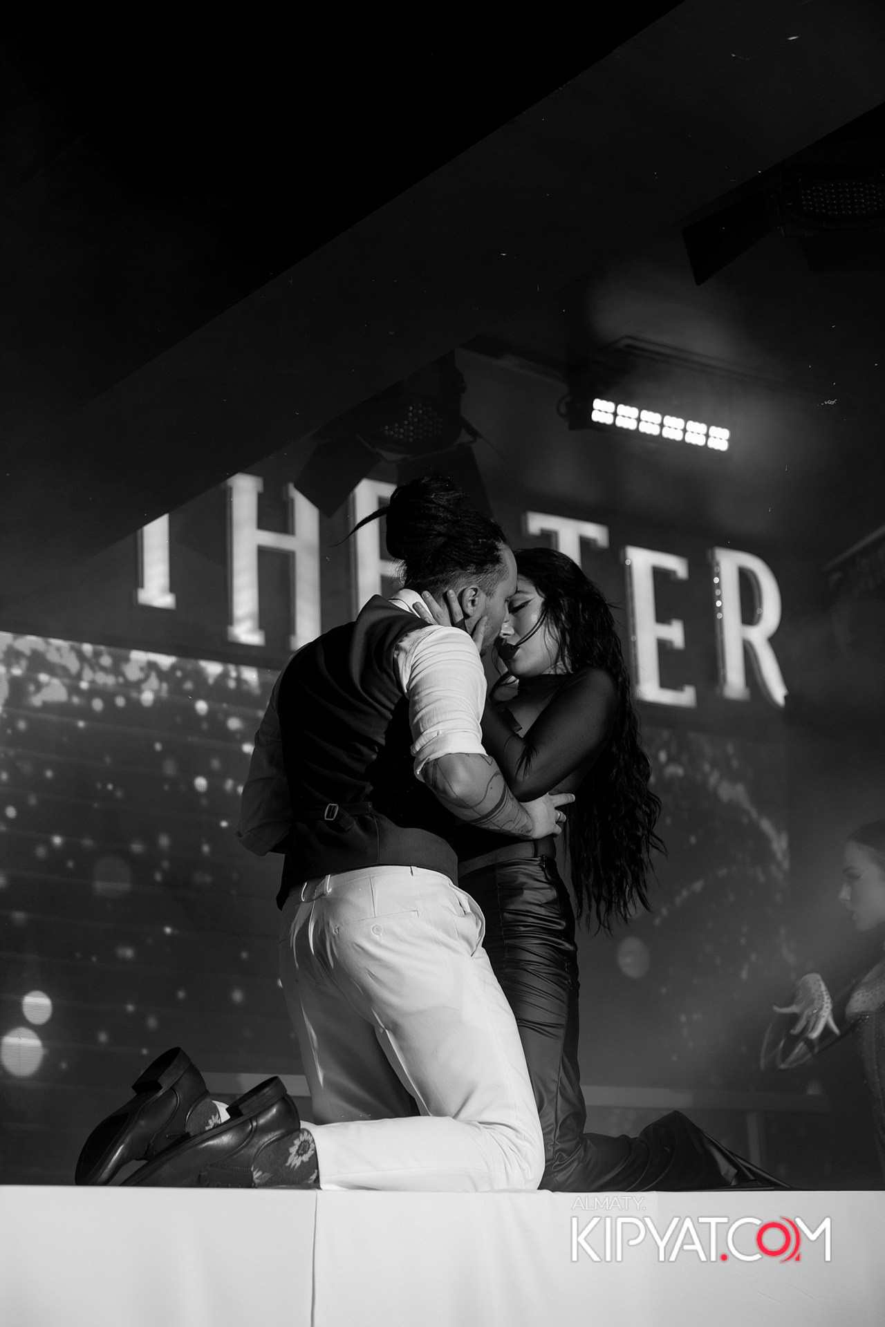 THE THEATER. КИПЯТКОМ АЛМАТЫ!