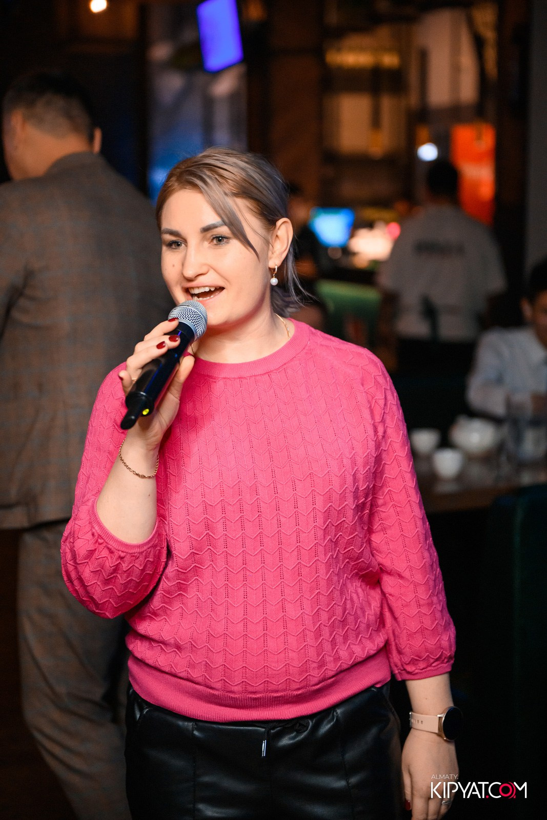 ПИНТА НА АЛТЫНСАРИНА. КИПЯТКОМ АЛМАТЫ! Фотосъемка мероприятий в Алматы