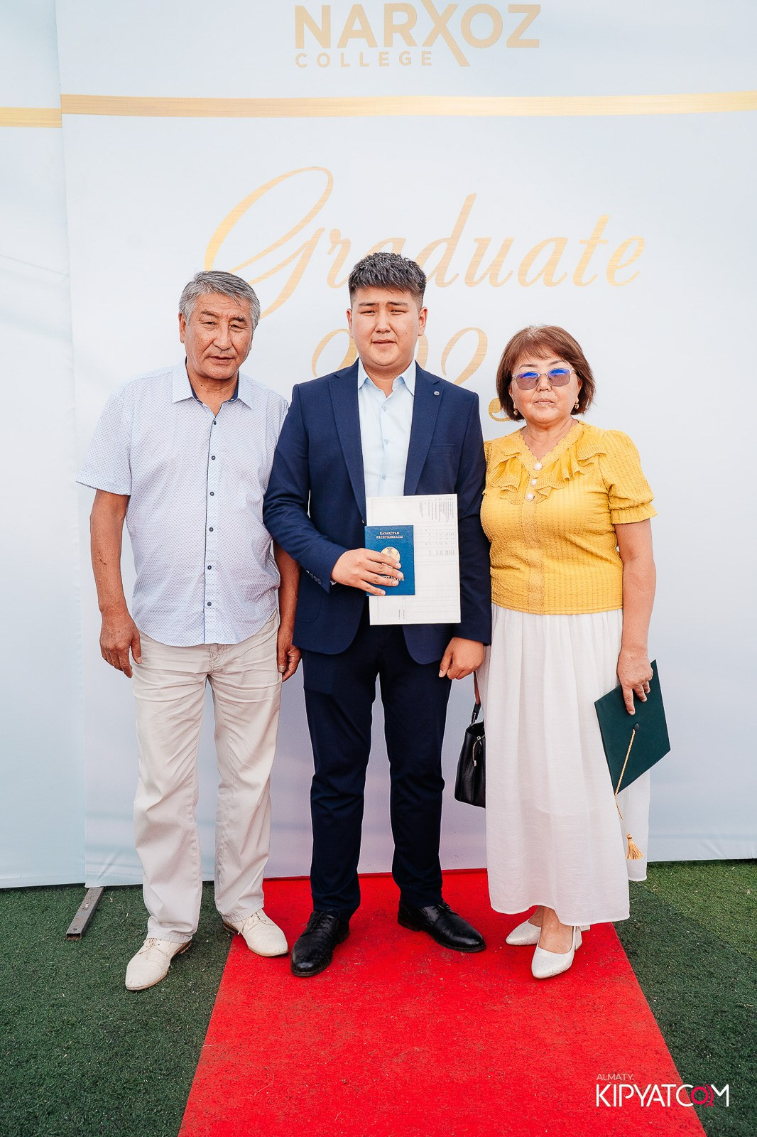 ВРУЧЕНИЕ ДИПЛОМОВ — НАРХОЗ КОЛЛЕДЖ. Part 1. КИПЯТКОМ АЛМАТЫ!