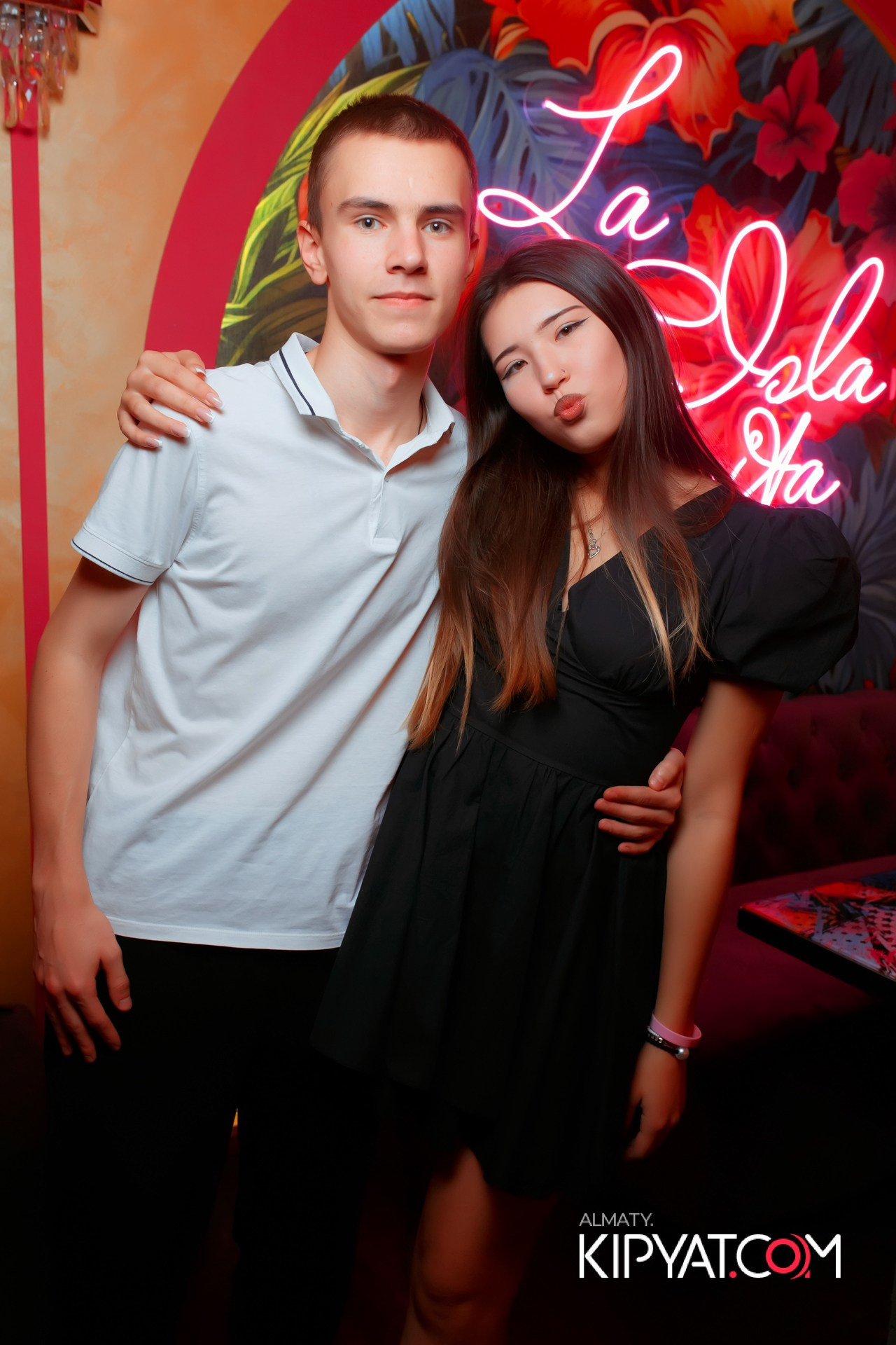 УХО И МЕДВЕДЬ НА САИНА. КИПЯТКОМ АЛМАТЫ!