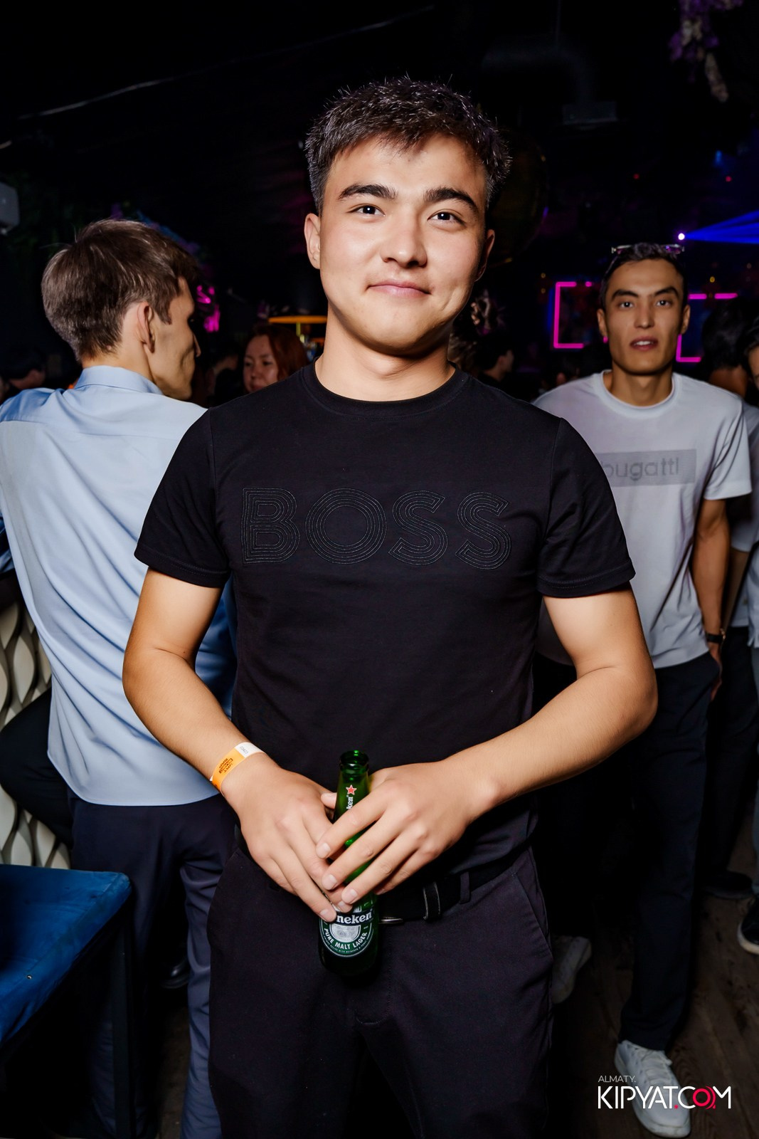 UYAT EMES BAR. КИПЯТКОМ АЛМАТЫ!