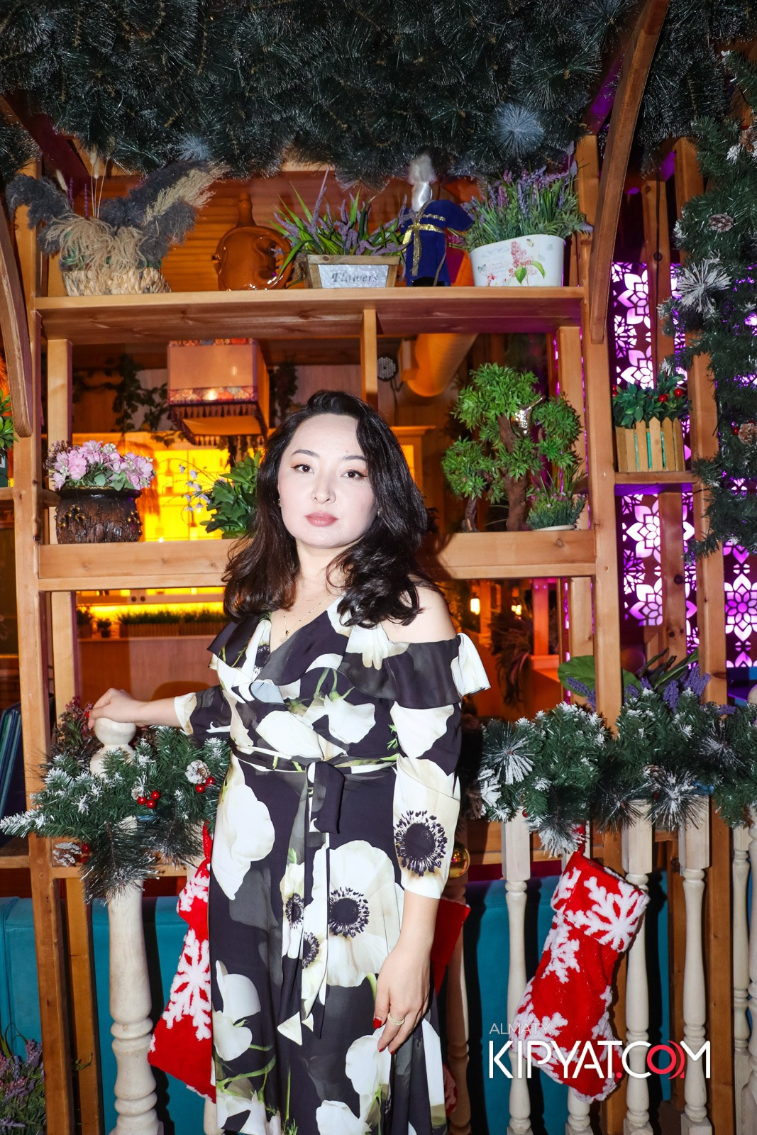 ГРУЗИНСКИЙ ДВОР НА КАБАНБАЙ БАТЫРА. КИПЯТКОМ АЛМАТЫ!