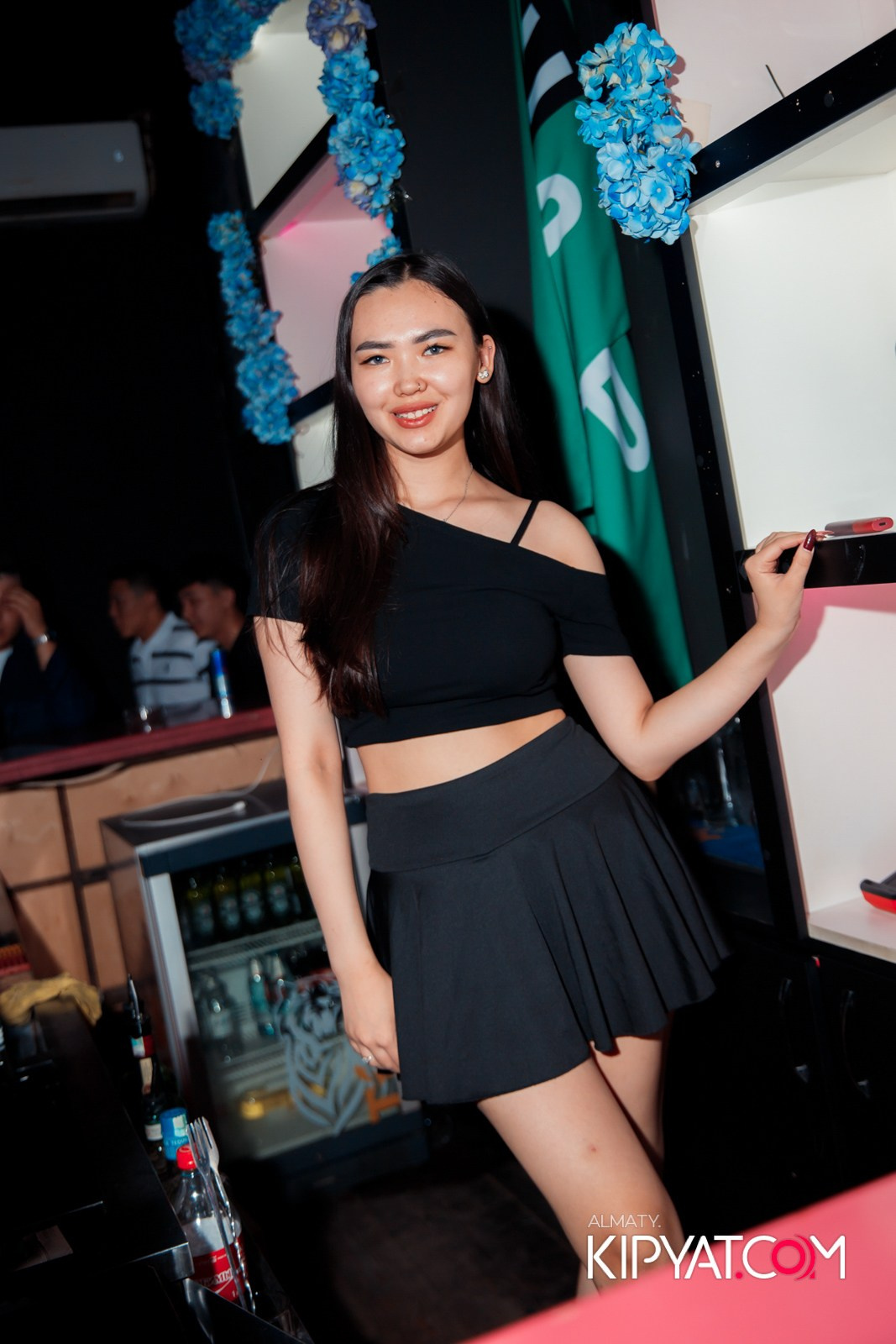 UYAT EMES BAR. КИПЯТКОМ АЛМАТЫ!