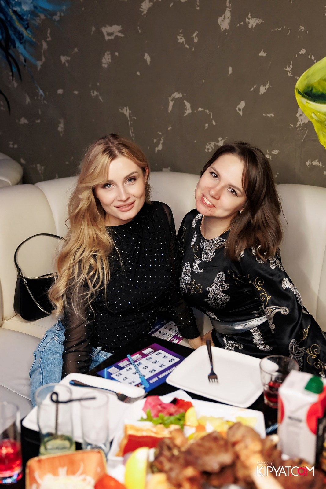 МУЗЫКАЛЬНОЕ ЛОТО В HIT RETRO. КИПЯТКОМ АЛМАТЫ!