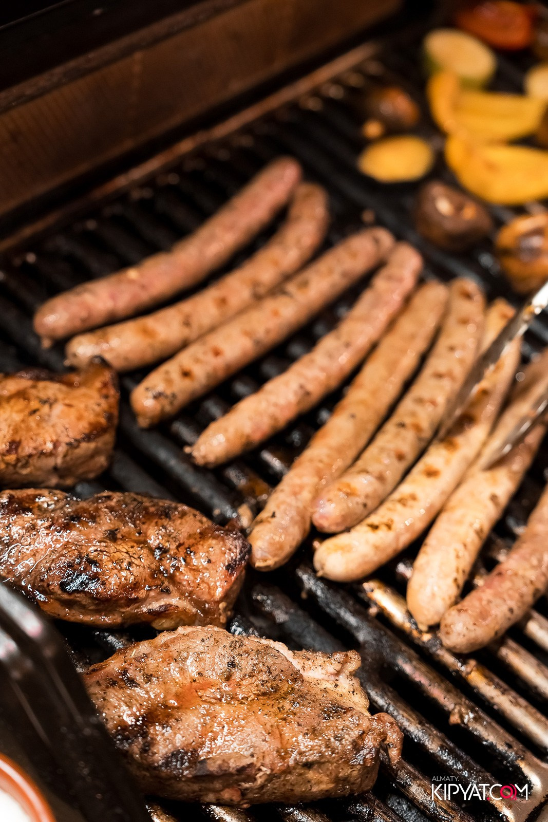 РЕСТОРАН ЛАРИСС ИВАННУ ХАЧУ. КИПЯТКОМ АЛМАТЫ!