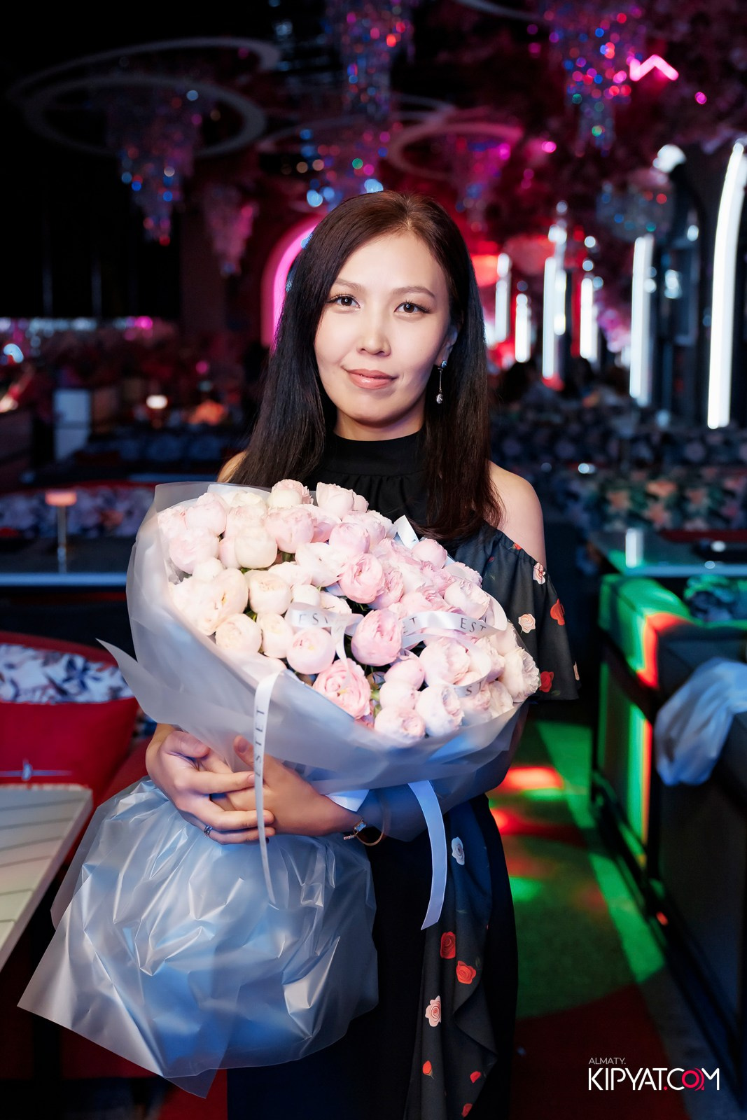 ЗАЯ, НА БИС. КИПЯТКОМ АЛМАТЫ!