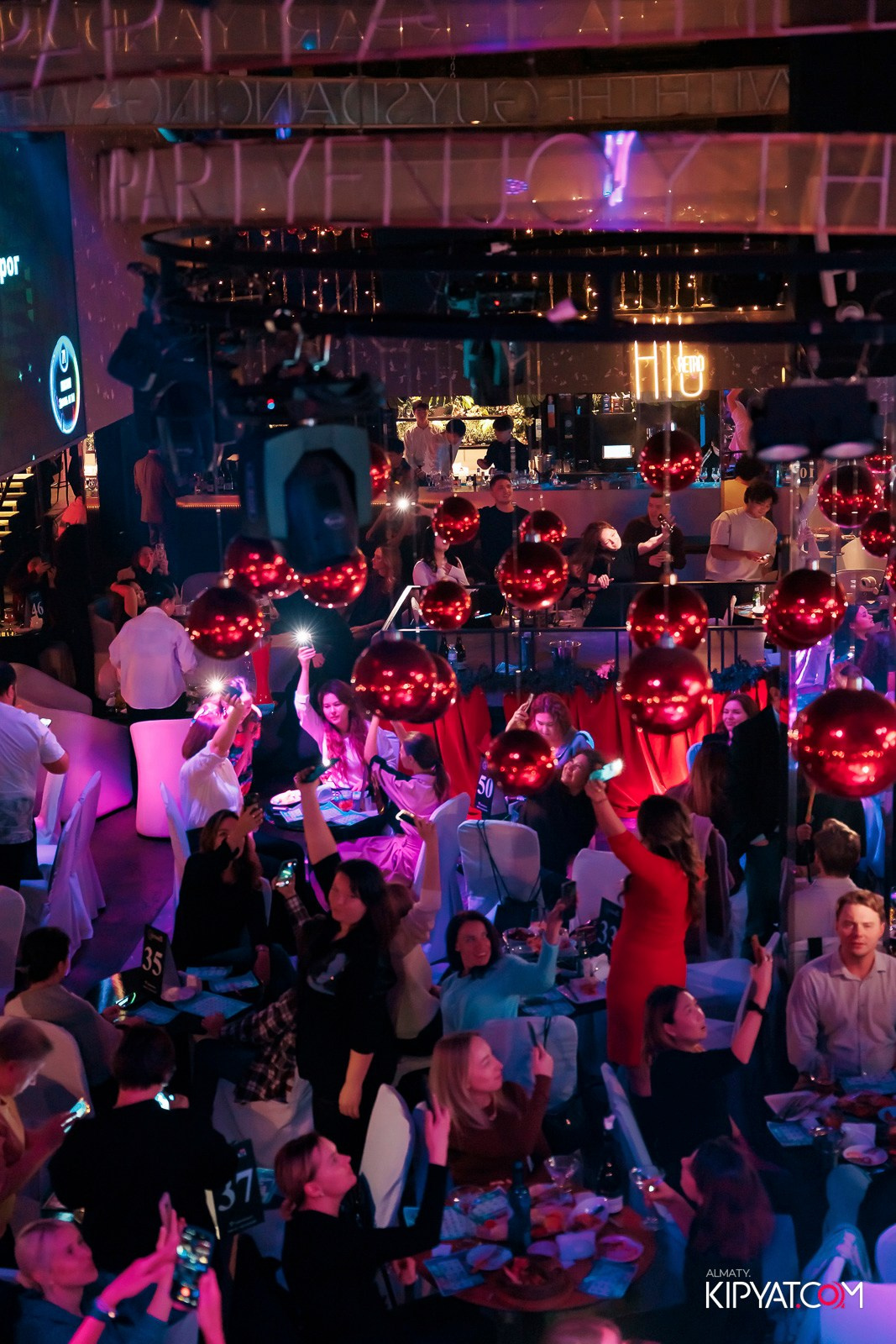 МУЗЫКАЛЬНОЕ ЛОТО В HIT RETRO. КИПЯТКОМ АЛМАТЫ! Фотосъемка мероприятий в Алматы