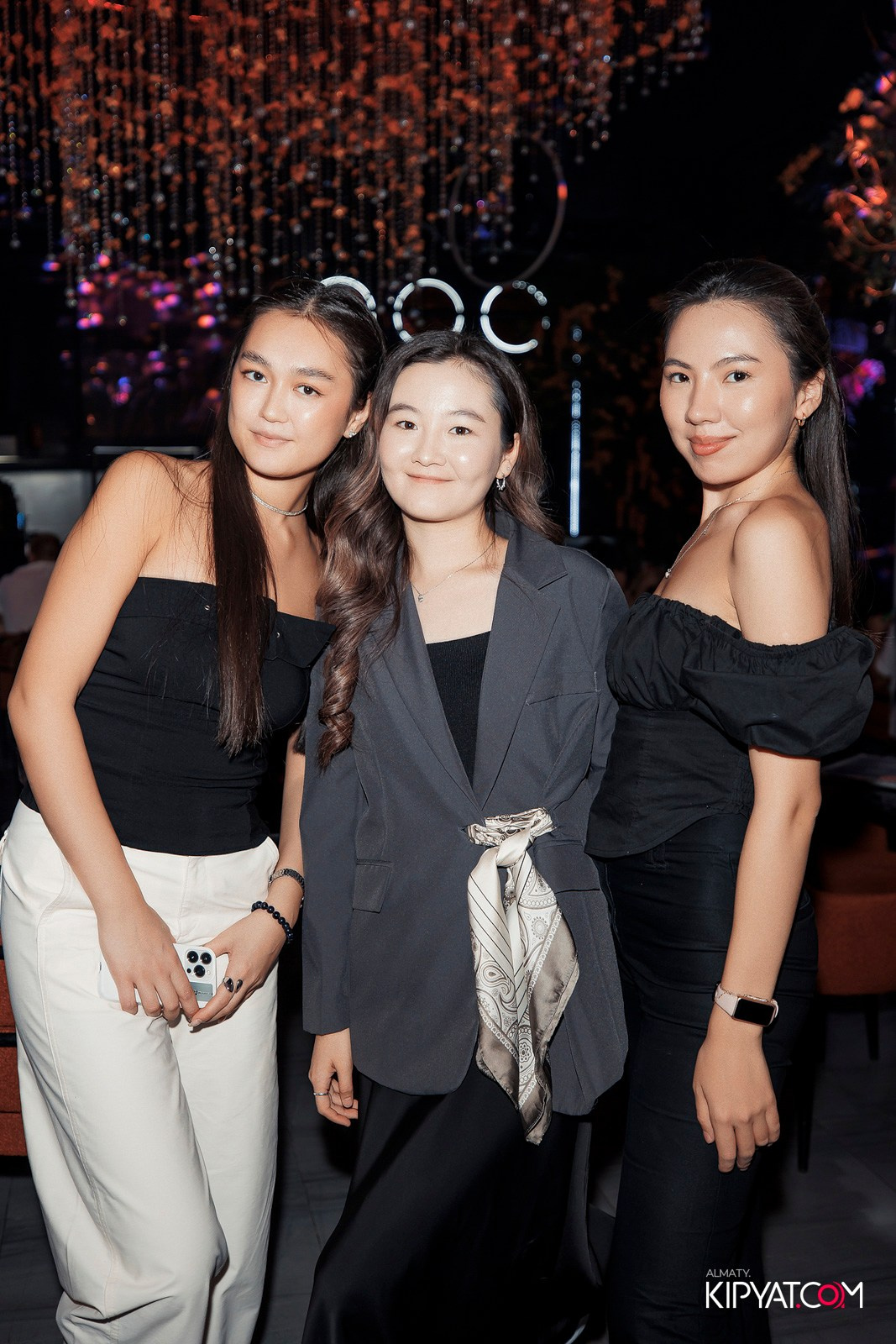 FRIENDS BAR & TERRACE. КИПЯТКОМ АЛМАТЫ!