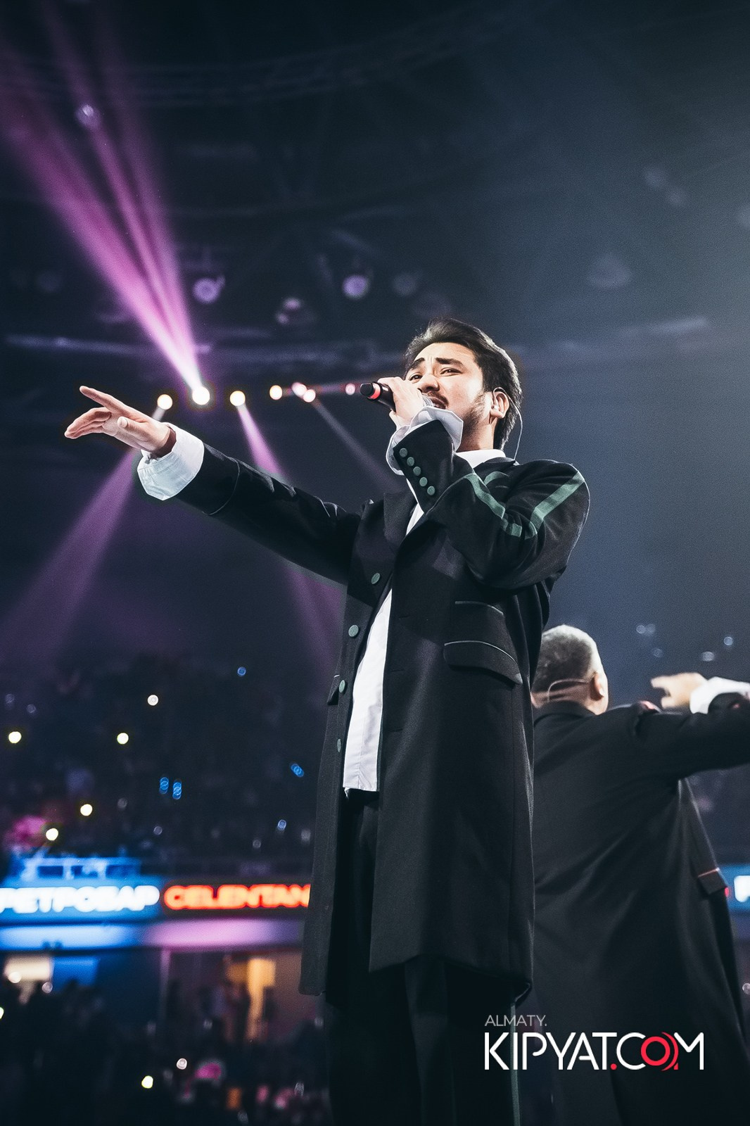 CELO RETRO FEST. КИПЯТКОМ АЛМАТЫ!