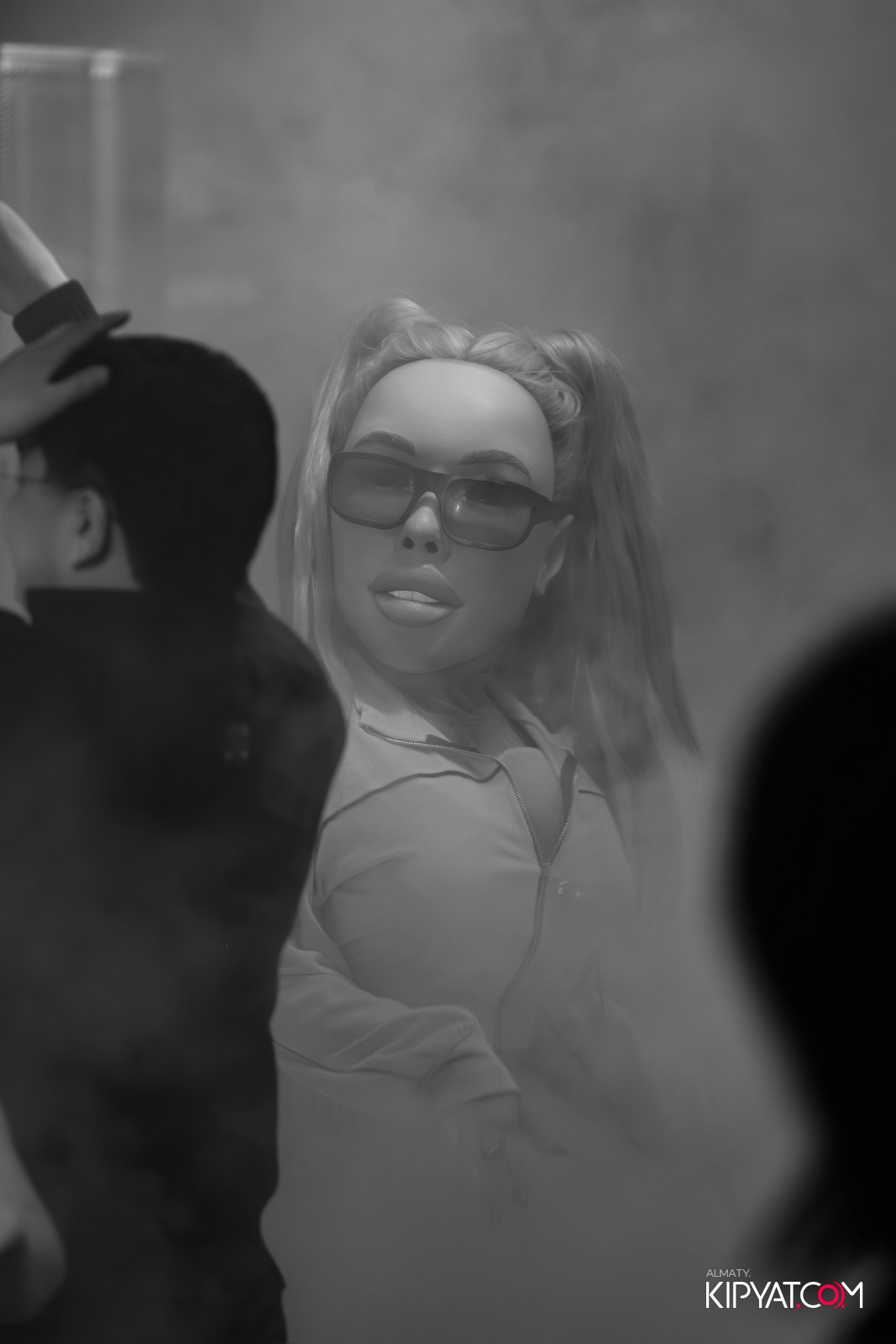 LAUREATE GRAND CAFÉ. КИПЯТКОМ АЛМАТЫ!